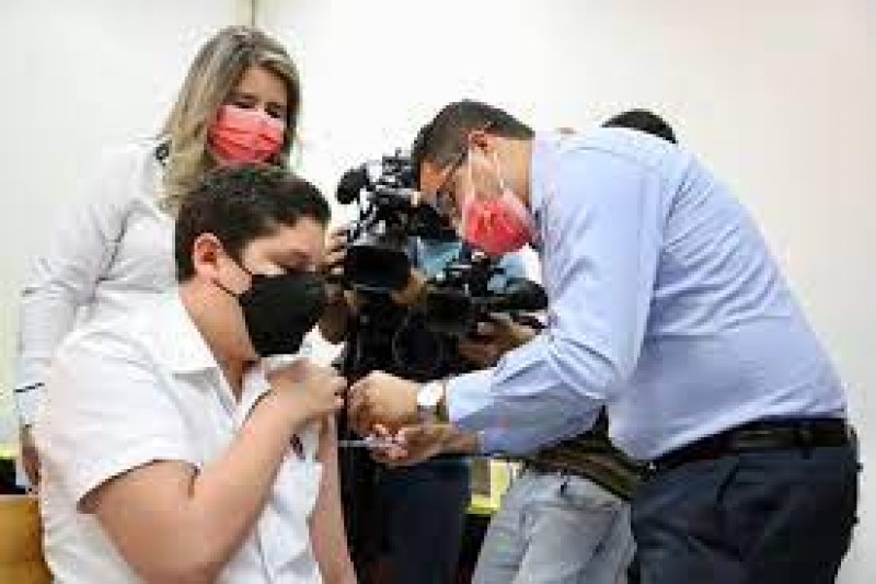 Destaca Sinaloa en vacunación contra el Covid