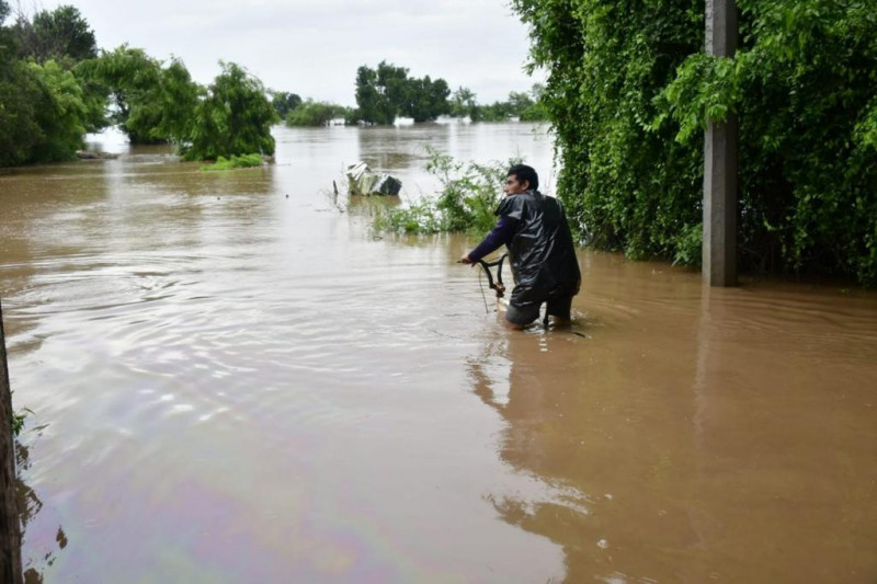 Protección Civil exhorta a la población a transitar por zonas seguras ante la temporada de lluvias