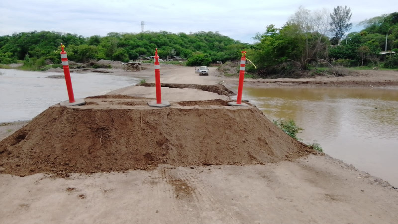 Tras el corte de las carreteras Imala y El  Quelite se trabaja para abrir rutas alternas