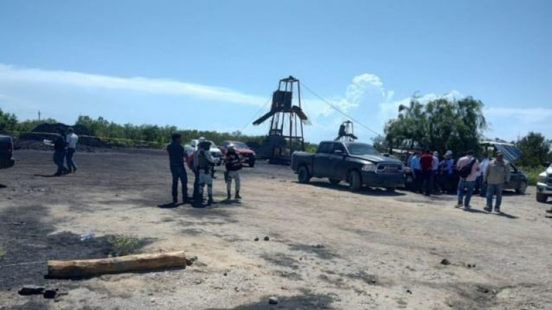 Realizan labores de rescate a mineros en Coahuila