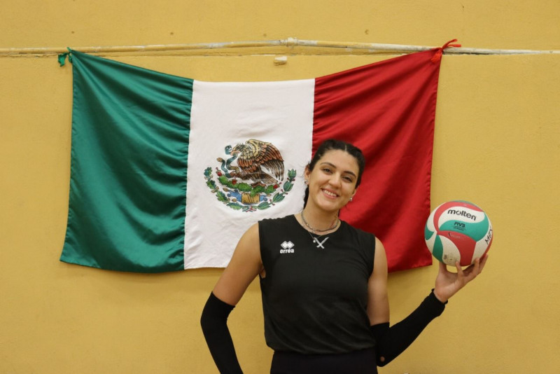 Con emoción y nostalgia, la sonorense Karina Flores jugará la Copa Panamericana de Volibol