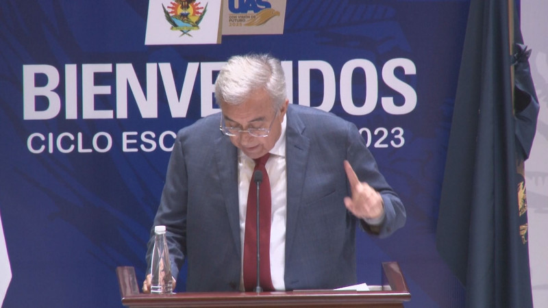 Rocha llegó en "Plan de Amor" a la UAS