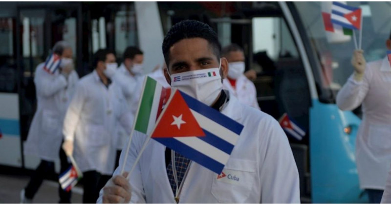 Médicos cubanos trabajan en condiciones de "esclavitud" en México, denuncia ONG