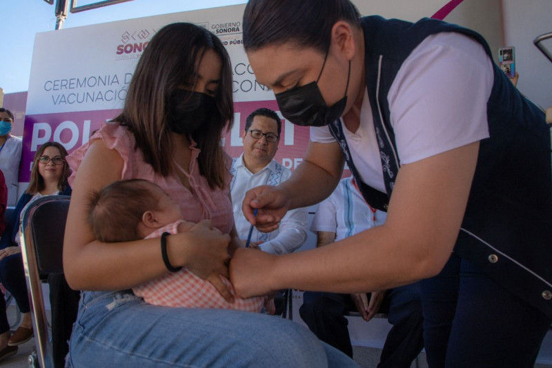 Arranca Secretaría de Salud vacunación contra poliomielitis