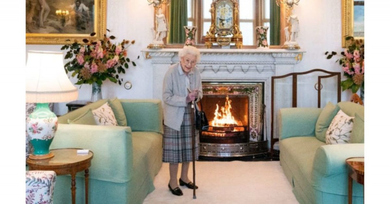 Reino Unido está en vilo por la salud de su Reina Isabel II