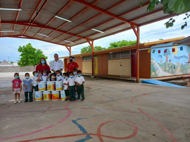 Continúan beneficios a planteles escolares del estado con programa de donación de pintura: ISIE