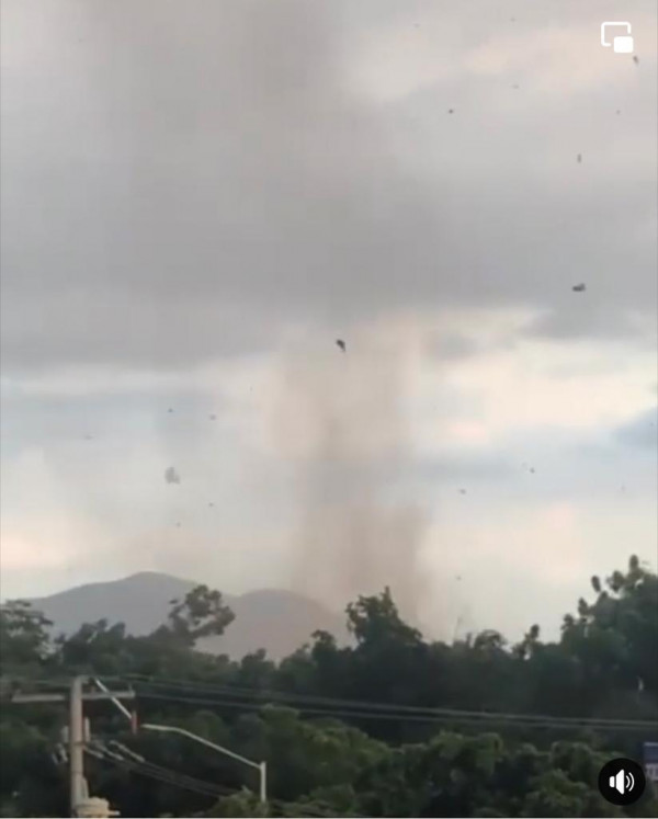 Sorprende a Guamúchil tornado