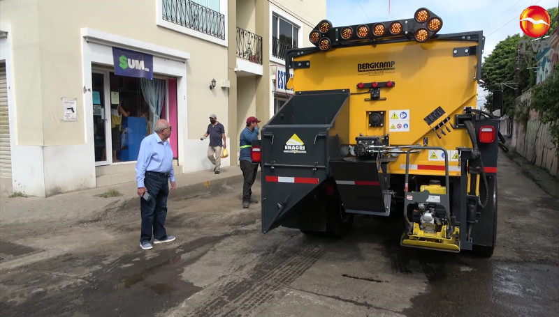 Obras Públicas tiene como meta atender problema de baches en Mazatlán, antes del 30 de noviembre