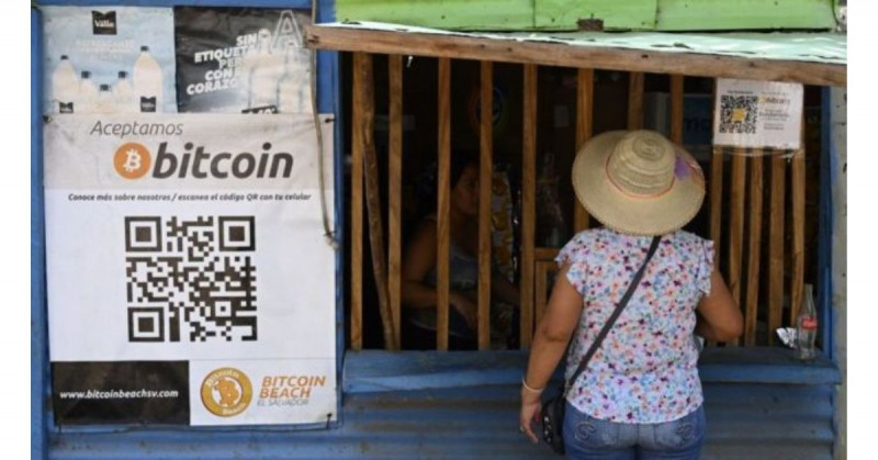 65.6 salvadoreños consideran un "fracaso" al Bitcóin como moneda legal