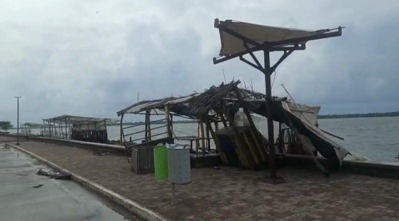 Sin afectaciones mayores en el sur de Sinaloa tras el paso del huracán "Roslyn"