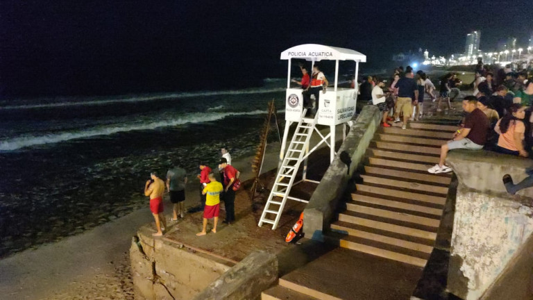 300 personas han sido retiradas de las playas durante la noche