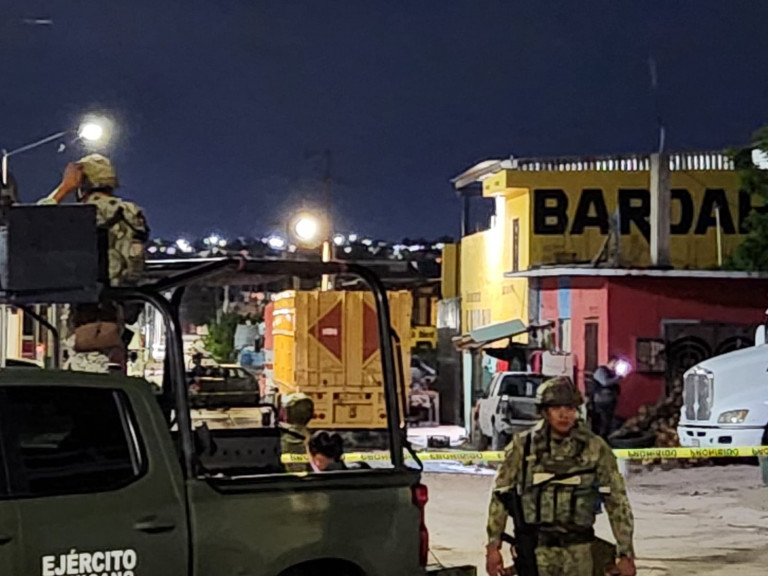 Suman dos muertos tras ataque armado en bodega de la colonia Providencia