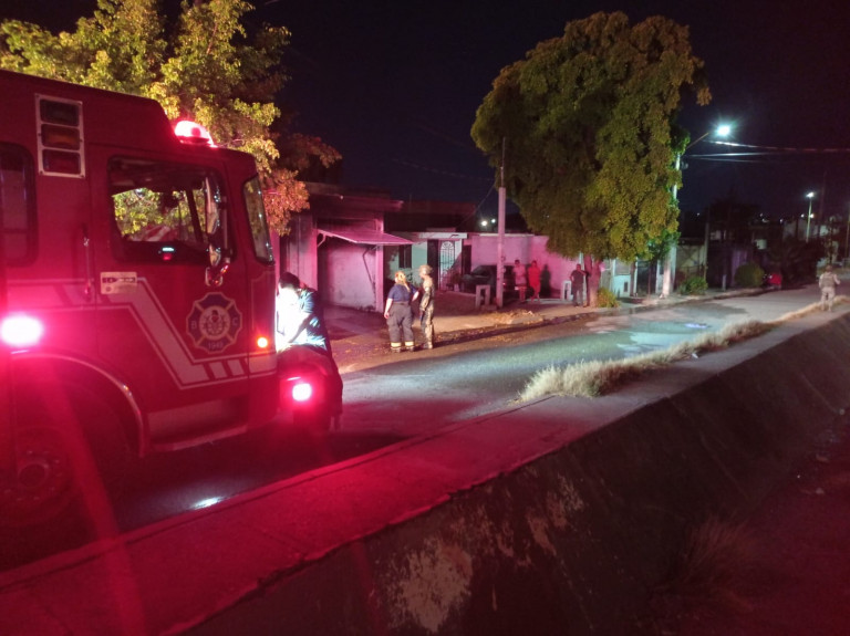 Veladora encendida en altar incendia domicilio en Chula Vista