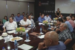 Buscan que productos Sinaloenses lleguen al extranjero
