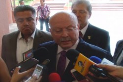 Rechaza Rector de la U.A.S. actitud de choferes de camiones urbanos
