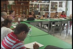 Maestros de escuelas preparatorias participan en un curso impartido por Save The Children para mejorar la atención al adolescente