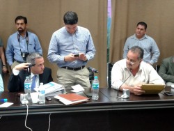Comparece director de CEA ante diputados