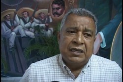 Inicia canje de vales de utiles y uniformes escolares; condicionamiento de escuelas es delito penal