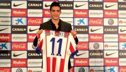 Presentan a Raúl Jiménez con el Atlético de Madrid