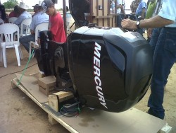 Entregan motores marinos.