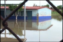 Lluvias de "Norbert" inundan ecuelas de Mazatlán