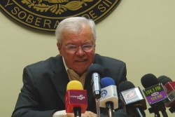 Analiza el Congreso información sobre hospitales