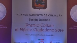 Entregan premio Coltzin 2014.