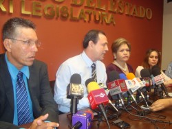 Se revelan diputados del PAN.
