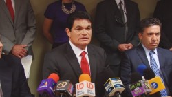 Admite gobernador que no puede designar candidatos en ningún partido.