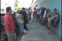 Truenan vecinos de la Pancho Villa contra la CFE por tantos apagones