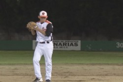JEMP repite triunfo en beisbol nocturno, es lider