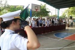 Se realiza Lunes Cívico en la primaria Lázaro Cárdenas, de la colonia La Sirena