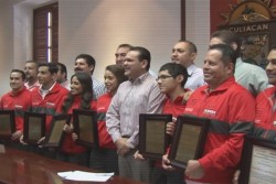 Entrega Alcalde Premio Municipal del Deporte