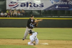 Cañeros derrota a Tomateros y empata la serie