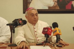 Lamenta Obispo de Culiacán caso de normalistas