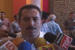 Logran acuerdo con transportistas para que continúe construcción de COSTCO