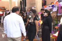Montan Altares de Muerto en Conalep II