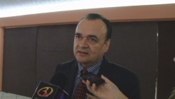 Avanza proceso para que U de O sea universidad estatal.