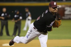 Tomateros derrota 1-0 a Cañeros y empareja la serie