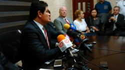 Malova lamenta muerte de María Luisa Zambada