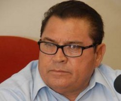 Habrá solución en conflicto transportista.