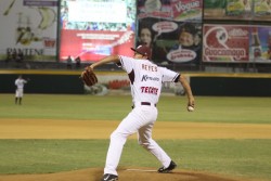 Tomateros pierde ante Mayos 4-3