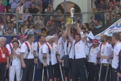 Igor Zahilin el JMV en la premiaciòn del mundial