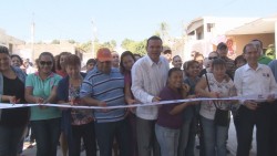 Inaugura ayuntamiento tramos de pavimentación