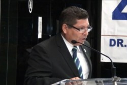 Rector de la UPSIN rinde su IV Informe