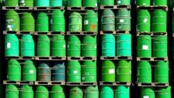 A la baja el precio del petroleo mexicano