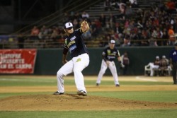 Yaquis gana serie a Tomateros