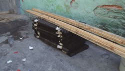 Recibe familia de vivienda quemada, primeros apoyos para resarcir daños
