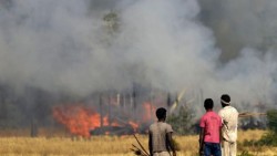68 muertos por ataques en la India