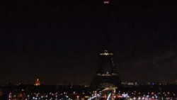 Se apaga la Torre Eiffel por víctimas de ataque en París